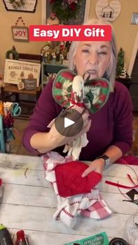 2.1K reactions · 1.6K shares | Easy diy gift! #madebayou #madebayoucrafts #diy #diygifts #handmadechristmas #christmasgiftsideas #ChristmasCrafting #craftylife #craftychristmas | Billie Hunter | Billie Hunter · Original audio