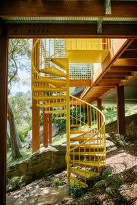 This Home’s Hillside Perch Gives It the Feeling of Floating in the Trees - Dwell