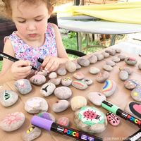 Painting on stones with Posca Pens