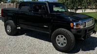 Hummer H3T Alpha