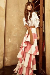 Johanna Ortiz Resort 2018 Collection Photos - Vogue#rexfabrics #purveyoroffinefabrics #cometousforfashion #passionforfabrics