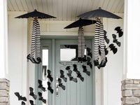 20 Frightfully Fun Halloween Front Porch Decorating Ideas