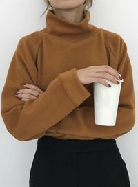 Uncomplicate your wardrobe with this Normcore Cotton Turtleneck Pullover. Made from soft and stretchy cotton, this sweater is designed with your comfort in mind. Computer knitted to perfection, it features full-length sleeves and a cozy turtleneck to keep the chill at bay. A solid pattern and absence of decoration underscore its minimalist appeal, while the standard thickness and ribbed knit-trimmed hem ensure a comfortable and secure fit. It's a pullover, which means no closures to fuss with—just easy, effortless style.Material: COTTONSleeve Style: REGULARStyle: Normcore/MinimalistDecoration: NoneThickness: STANDARDClothing Length: REGULARGender: WomenTechnics: Computer KnittedSleeve Length(cm): FullPattern Type: SolidClosure Type: NoneCollar: TurtleneckItem Type: Pullovers