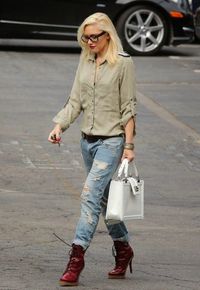 PAULA DEIROS SECRETS: Streetstyle of Gwen Stefani