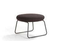 Vega Footstool by Artifort • room service 360°