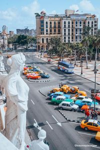 Beautiful Cuba Pictures from Havana. Havana is a photographer's dream and every street in Cuba showcases the interesting past, its beautiful people and amazing architecture #havana #cuba