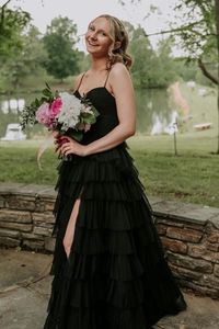 This Tulle A-Line Sweetheart Sleeveless Tiered Party Prom Dress exudes elegance and charm. The delicate tulle fabric and A-line silhouette create a flattering and feminine look. With a sweetheart neckline and tiered skirt, this dress is perfect for any special occasion. Make a statement and turn heads in this stunning piece.