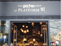 Harry Potter et la voie 9 3/4 à King's Cross #harrypotter #Londres #kingscross #voie934 #boutique