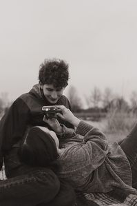 Cute Polaroid Couple Photoshoot Ideas | Storytelling Photoshoot | Danielle Rose Photography. I had the amazing opportunity to photograph M&J’s sweet couple session in celebration of their anniversary this week. And let me tell you, I had the best time with these two! We laughed the whole session and simply had the best time. We incorporated all of their favorite things into their session from dancing, to reading passages to each other, and taking Polaroid pictures. As a storytelling photographer, it’s a dream come true to capture my couples laughing and having so much fun. You both were so easy to photograph and I’m honored you came out and braved the cold weather with me! Save this post for your own storytelling couple photoshoot ideas and visit the link to book Danielle!