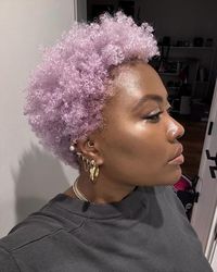 Manic Panic on Instagram: "Just because this Winter is gloomy doesn’t mean your hair has to be too ⛅️ @ahn_drayyy is here to brighten up your feed with this custom lavender look using Electric Amethyst & Pastelizer!💜   Tap to shop here on IG or on our site now! ✨PLUS✨ receive a jar of Pastelizer free with any purchase of Coralline Dream Amplified 🧡  .  lavender hair, pastel hair, purple hair, hairstylist memes, behind the chair, custom hair color, vegan beauty, manic panic hair dye, #manicpanicnyc #goodhairday #lavenderhair #pastelgoth #fallhair #longhairdontcare #splitdyedhair #cowboycopper #gingerhair #wolfcut #blondetobrunette #pastelfeed #semipermanenthaircolor"