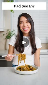 461K views · 2.2K reactions | Obsessed with this 20 minute Pad See Ew recipe 🤤  Comment “Recipe” and I’ll send you my EASY recipe 💕 . . . .  #padseeew #thaifood #noodles #easyrecipe #quickmeals #thaicooking | Takes Two Eggs