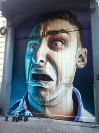 http://www.streetartbio.com/