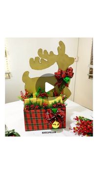 GIFT WRAPPING 𝙏𝙧𝙖𝙞𝙣𝙚𝙧 : 𝘽𝙚𝙧𝙩𝙝𝙖 on Instagram: "Christnas Gift Box : had to come up with a Christmas decor design using this gift box ☃️
. 
#boxedexpression #christmas2024 #christmasgiftbox"