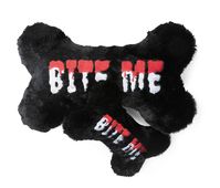 Bite Me!...Who thought a bone could have so much attitude!? Your dog will love playing with this feisty bone. FuzzYard Halloween themed super plush dog toys are designed in Australia by our team of mad scientist designers, fitted with a squeaker for fang-tastic playtime fun and are loved by dogs across the globe.When it comes to plush toys, no one does it quite like FuzzYard! These fun and original supaw plush toys are all designed in Australia and fitted with an attention-grabbing squeaker for