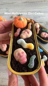 15min · 4 servings     Mini Halloween Dirt Cakes 😍  These little cakes are so quick and easy to make! You only need 3 ingredients for the cake batter, then let your imagination run wild with the decorations 🎃  They make super cute gifts 🎁 or just pour the batter into ramekins and keep them to yourself 👀  Sound on for full instructions 🔉  All you need is:  For the Oreo cake:  • 35 Oreos  • 1 tsp baking powder  • 280ml milk (whole or semi-skimmed), luke warm  Bake 180c(160c fan) for 12 minutes  For the chocolate buttercream icing:  • 75g unsalted butter, softened  • 90g icing sugar  • 10g cocoa powder  • 1 tbsp milk (if needed)  For the decoration:  • 6 crushed Oreos (cream and all)  • Halloween sweets e.g. gummy worms, chocolate skulls and pumpkins  Makes 4 mini loaf tins (size: 6.5 x