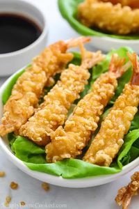 Learn how to make crunchy shrimp tempura with the easy to follow steps in this shrimp tempura recipe. A delicious appetizer for any occasion!