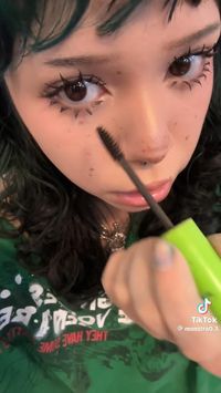 not my vid #eyelashes #mascara