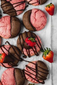 Chocolate Strawberry Cookies | The Cupcake Chronicles