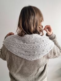 Ravelry: Turtle Dove shawl by Sari Nordlund