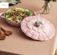 Too beautiful not to share! The new Le Creuset petal pans are even available in other colors. Find them here 🌸