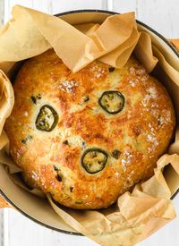 This no-knead jalapeño cheddar bread is kicked up a notch but super simple to make in a Dutch oven, requiring almost zero work. #jalapenocheddarbread #nokneadbread #dutchovenbread #homemadebread | chiselandfork.com