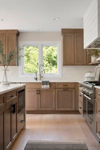 Do you love the look of white oak kitchen cabinets? These examples will provide plenty of ideas and inspiration for your own kitchen, whether you're planning a full remodel or just want ideas for the future!rn