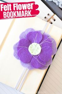 Elastic Flower Bookmark