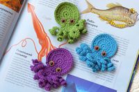 ♥ ♥ Crochet appliques - Octopus - set of 3 ♥ ♥ You can use this handmade crochet appliques for making embellishments in your projects, for decorating beach themed accessories,  as party ornaments or tags, baby shower favors, for decorating your room or nursery, as appliques for your handbags, hats or clothing, making a garlands. Each motif is made in a quality cotton yarn. Size: each octopus - diameter 5 cm / 1.96" ; length - 8 cm / 3.15". If you want to give another colors, contact me please. Y