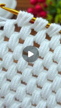 1,135 likes, 5 comments - asli_ile_sanatsal_tasarimlar on January 8, 2024: "Wow!puff puff 🤩 Soft, very easy Tunisian crochet baby blanket with velvet thread, model description #crochet #tunisian".