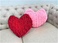 HAND KNIT A CHUNKY HEART PILLOW - YouTube