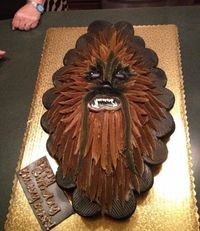 Chewbacca pull-apart cupcake cake: