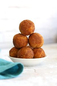 Vegan Pumpkin Pie Truffles or No Bake Pumpkin Donut Holes. 7 Ingredient No oil, No Refined Sugar These fudgy bites are perfect for fall. #VeganRicha #Vegan #Glutenfree #Soyfree #Recipe