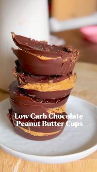 SAVE this recipe for later or MAKE ASAP  👉🏼 https://northsouthblonde.com/chocolate-peanut-butter-cups-low-carb-keto/  Chocolate Peanut Butter Cups (4 ingredients, 30 mins to make, GF, Keto, Low Carb) over at northsouthblonde.com  #foodblogeats #healthydessert #lowcarbrecipe #ketodessert #reecespeanutbuttercups #healthyeats #fatbombs