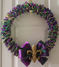 Tutorial ~ Now I know what to do with all those old Mardi Gras beads!