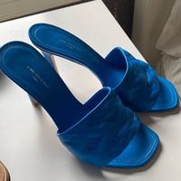 Authentic Blue Louis Vuitton Mules. Brand New And Barely Worn. Bought Less Than 4 Months Ago. Amazing Mint Condition Fun And Stylish