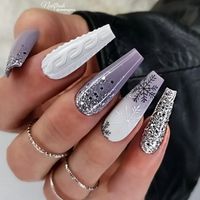 Chic & Trendy acrylic nail set