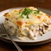 White Chicken Lasagna, a luxurious twist on an Italian classic, blends the comfort of creamy, cheesy layers with tender chicken and sautéed mushrooms. We’ll take you on a journey through the fascinating history of lasagna and the unique flair we’ve added to this recipe.  Lasagna, a dish we all adore, has its roots in Ancient […] The post White Chicken Lasagna appeared first on <...