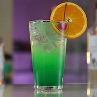 This Ireland Iced Tea is one of the best St. Patrick's Day cocktails out there 'cause it's pretty, it's green, and most importantly, it's really, really strong.