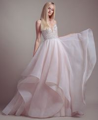 Blush wedding dress Blush by Hayley Paige Phoenix #weddingdress #weddinggown