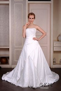 Only $288.03, Wedding Dresses Ball-Gown Strapless Chapel Train Satin Wedding Dress With Beading Appliques Lace #GM5021 at #GemGrace. View more special Wedding Dresses,GEM now? GemGrace is a solution for those who want to buy delicate gowns with affordable prices, a solution for those who have unique ideas about their gowns. Find out more>>