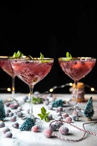 Rudolph's Rockin' Pomegranate Jingle Juice Punch: a mix of sweet pomegranate juice, orange liquor, lime, champagne and ginger beer. @halfbakedharvest.com