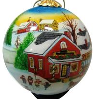 specialize in many size of hand inside painting glass ornaments