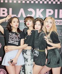 Wallpaper black pink in 2020 Blackpink fashion, Black pink kpop