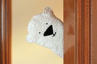 The Easy Peasy Polar Bear Glove Puppet is a great solution to the question of what to do with fabric scraps. This adorable puppet is one of the most fun crafts to do with kids, since the results are so cute and immediate.