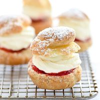 You searched for Strawberry Cheesecake Cream Puffs | foodiecrush