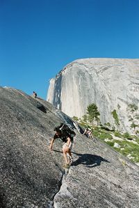 Choose the right outfit and outdoor gear for climbing in Yosemite.