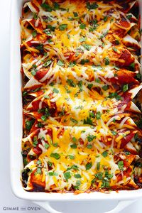 Seriously The BEST Chicken Enchiladas Ever! | gimmesomeoven.com