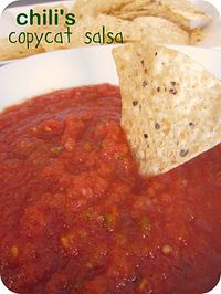 Chili's Restaurant Copycat Salsa Recipe- tastes just like the restaurant and it's so easy to make!