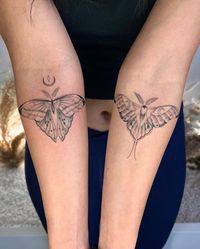 parker (NO DMS,she/her) on Instagram: "🌙🦋 #portlandtattoo #portlandoregon #portlandtattooartist #lunamoth"