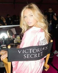 vs angel, romee strijd, bombshell